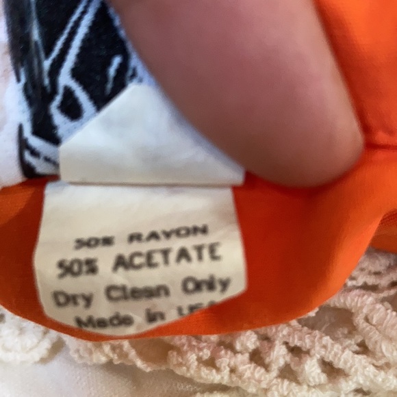 Vintage Orange blouse with shoulder pads. - Picture 5 of 6